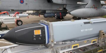 Ұлыбритания Украинаға Ресейді Storm ракетасымен атқылауға рұқсат берді