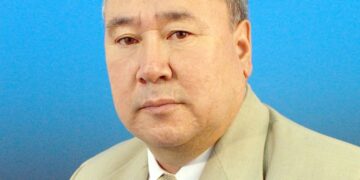 Бейсенбай СҮЛЕЙМЕНОВ: Сүйем мен сені, сүйем мен сені, көкірегі ыстық дүние!