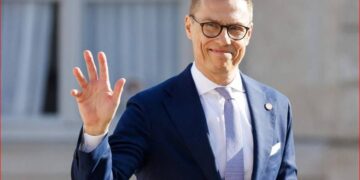 Фин президенті Трампқа Путинге сенуге болмайтынын айтты