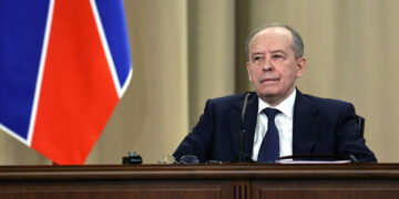 Ресейде «сарай төңкерісі» басталды, Путин айналасын «тазартуға» кірісті