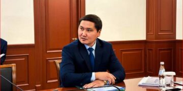 «Қайсар» жанкүйерлері Артаевтың алдарына келуін талап етті