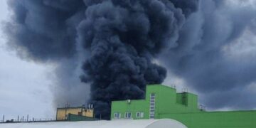 Петербург әуежайы дрондар шабуылынан кейін уақытша жабылып қалды