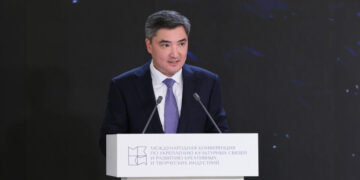 Бектенов: Ұлы Даланың сан ғасырлық тарихы жалғасы Конституция өресінде бекіді