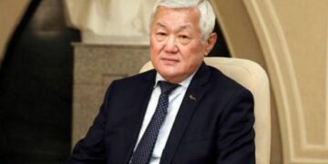 Белгілі мемлекет және қоғам қайраткері Бердібек Сапарбаев өмірден өтті