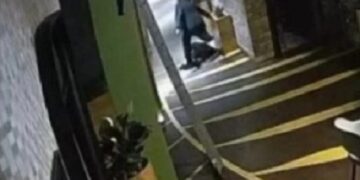 Желіде Бишімбаевтың әйелін соққыға жыққаны түсірілген видео тарады (видео)