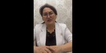 Тараз мұғалімдері директордың ақша жинайтынын айтты