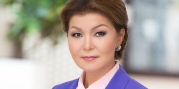 Айдос Сарым: Билікке тура келетін төте жол жоқ