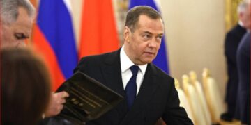 Медведев Ресейдің ядролық соғысты өзі бастағысы келмейтінін мәлімдеді