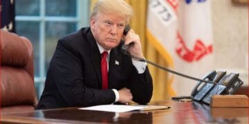 Трамп Қытайдан келетін тауарларға 100% баж салығын салды