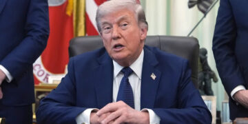 WSJ: Трамп Путиннің соғыста жеңем деген уәдесінен шықпағанына ренжіді