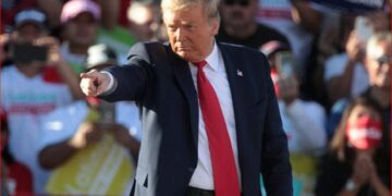 Трамп Иранға сөзсіз тізе бүгу жөнінде ультиматум жасап отыр