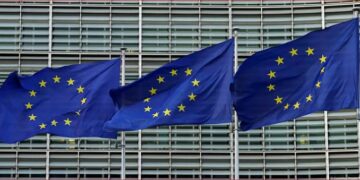 Еуроодақ РФ олигархтарының 3 млрд еуросын тәркілеп алады