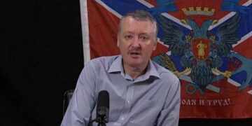 Гиркин мемлекеттік төңкеріс жасап, Путинді орнынан алып тастауға шақырды
