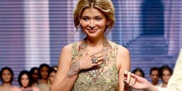 Өзбекстан экс-президентінің үлкен қызы 13 жылға сотталды