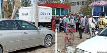 Түрікменстанда нан тапшылығы күшейіп келеді