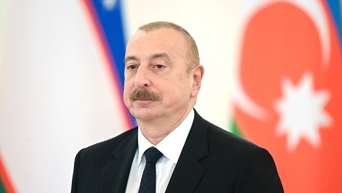 Photo of Әзербайжан президенті Қарабақ басшысынан берілуді талап етті