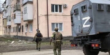 Белгісіз жасақ мүшелері күштік құрылымдар сарбаздарымен атысты