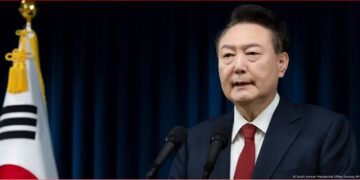 Кореяның қызметінен шеттетілген президенті қамауға алынады