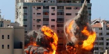 Израиль авиациясы Газа секторын бомбылауды бастап кетті
