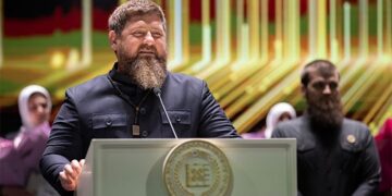 Кадыров балалары шешен тілін білмейтін шенеуніктерді жұмыстан қумақшы