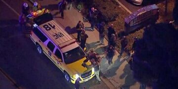 Калифорнияда белгісіз біреу оқ жаудырып, 10 адамды өлтіріп кетті