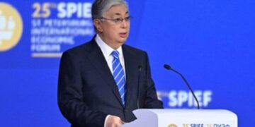 Тоқаев Ресей ғана емес, Қырғызстан орденінен де бас тартқан