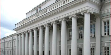 Ресей полицейлері ирандық студенттерді сабап, екі ел арасына от салды (видео)