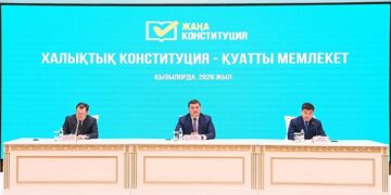 Сарапшылар жаңа Конституция жобасы жайлы ойларын ортаға салды