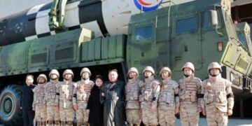 Ким Чен Ын ядролық сынақ алаңына кішкентай қызын ертіп барды