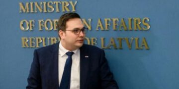 Чехия сыртқы істер министрі: Лавров – сайқымазақ, Ресей – терроршы