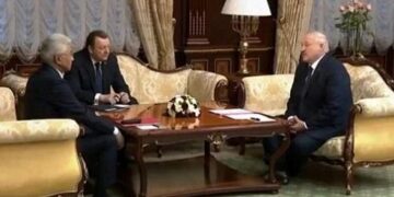 Лукашенко: Ресей мен Украина соғысынан бейтарап қала алмайсыңдар