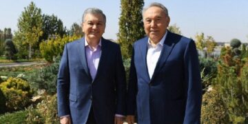 Экс-президент Нұрсұлтан Назарбаев Өзбекстанда не істеп жүр? (видео)