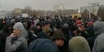 Маңғыстауда наразылық білдірушілер саны көбейе түсті