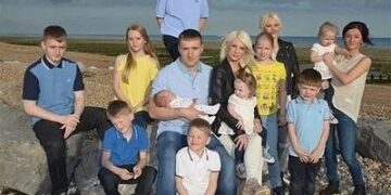 Шоу жұлдызы атанған 13 балалы ана асылып өлді