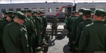 Ресей армиясы енді жастарды әскер сапына жыл бойы шақыра алады