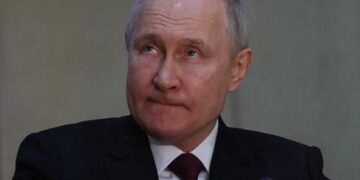 РФ-ға санциядан құтылу үшін Путинді ұстап беруге тура келеді – NYT