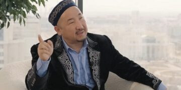 АҚШ президенті қазақ имамы Нұрлан қажыны қонаққа шақырды