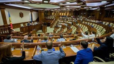 Photo of Молдова парламенті орысша сайлау бюллетеньдерін басуға тыйым салды