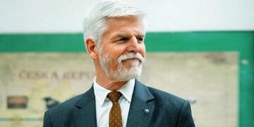 Чехияның президенті қызметке кіріскесін мотоциклмен жүре беремін дейді