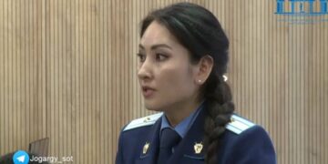 Прокурор Бишімбаевтың шімірікпей айтқан өтірігін бетіне басты