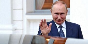 КТО И КАК СВЕРГНЁТ ПУТИНА?