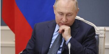 Путин: Менің еврей достарым Зеленьскийді «еврей халқының қоры» дейді