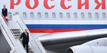 Новосібір тұрғындарынан Путин келіп-кеткенше қозғалысты шектеу талап етілді