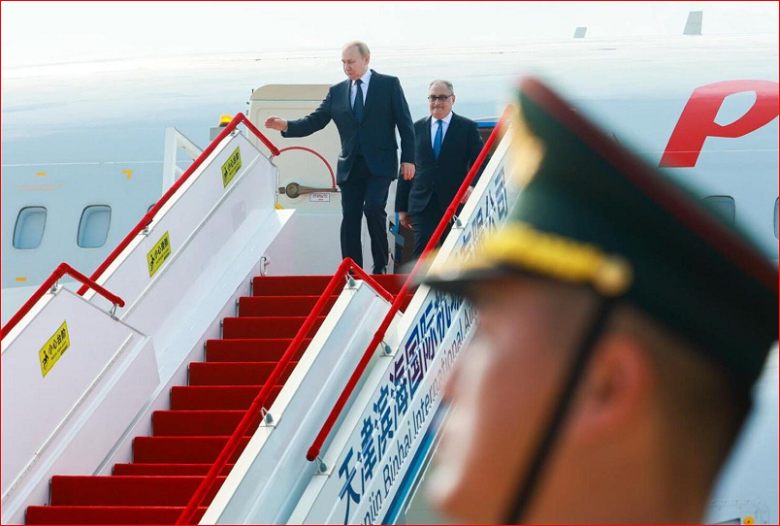 Әзербайжан баспасөзі Путиннің Қытайда құрметсіз болғанын атады