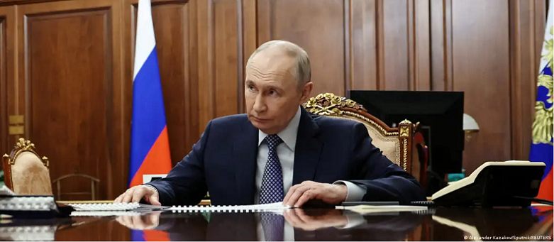 Путиннің рейтингі қатарынан алтыншы апта төмендеп келеді