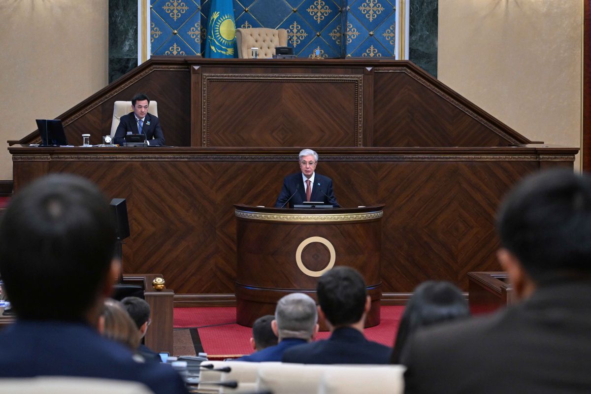Құрылтай Қариннің – Вице-президент, Бектеновтің Премьер-министр болуларын қолдады