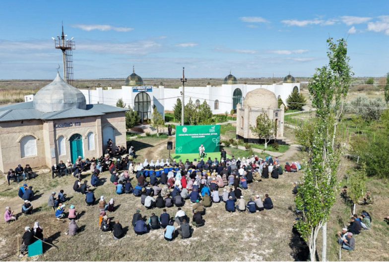 Қызылорда облысында киелі орындарда көктемгі тазалық күні өтті