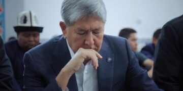 Сот Атамбаевтың мүліктеріне құлып салды