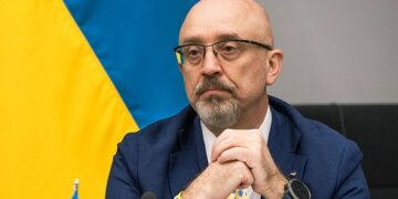 Зеленьский қарсы шабуылға жаңа леп әкелу мақсатымен доғарысқа жіберді