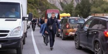 Путин мобилизация жариялағалы 700 мың ресейлік елден кетіп қалды